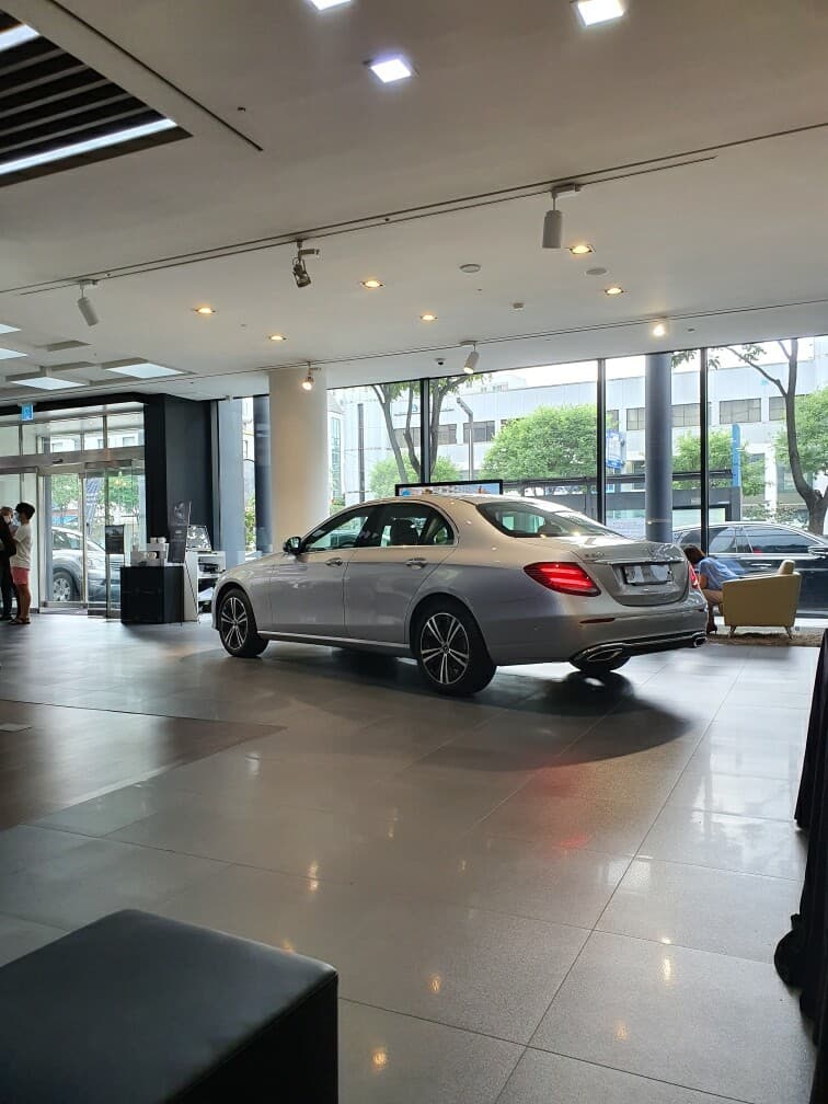 벤츠 서초 전시장 게시글 썸네일