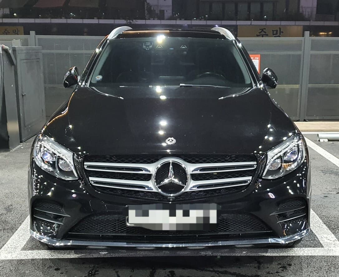 벤츠 GLC-클래스 GLC 220d 4MATIC 게시글 썸네일