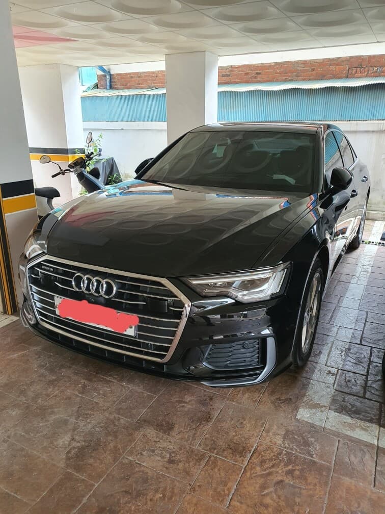 아우디 A6 45 TFSI 콰트로 게시글 썸네일