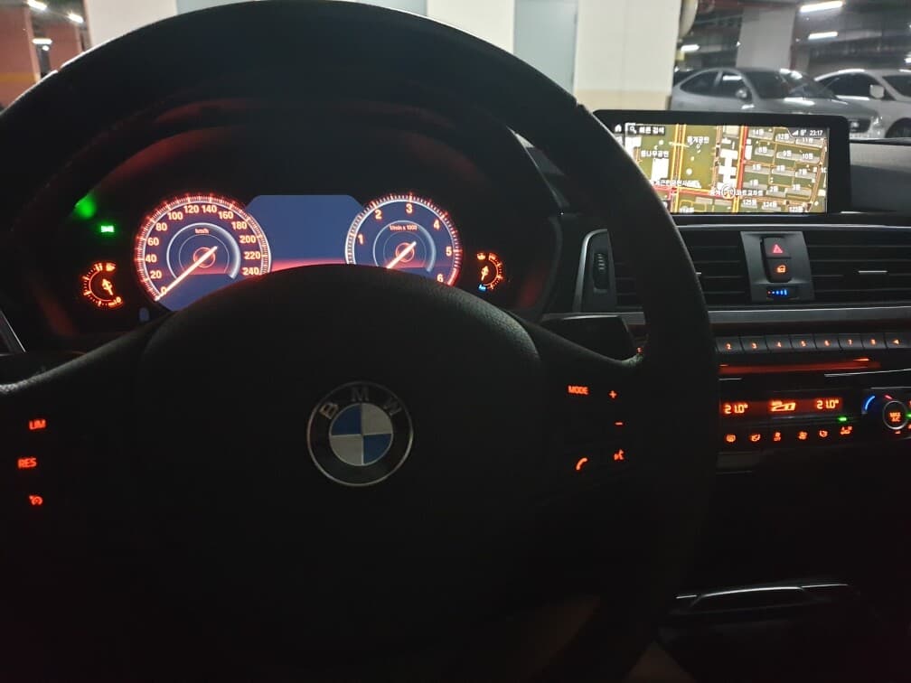 BMW 3시리즈 320d 게시글 썸네일