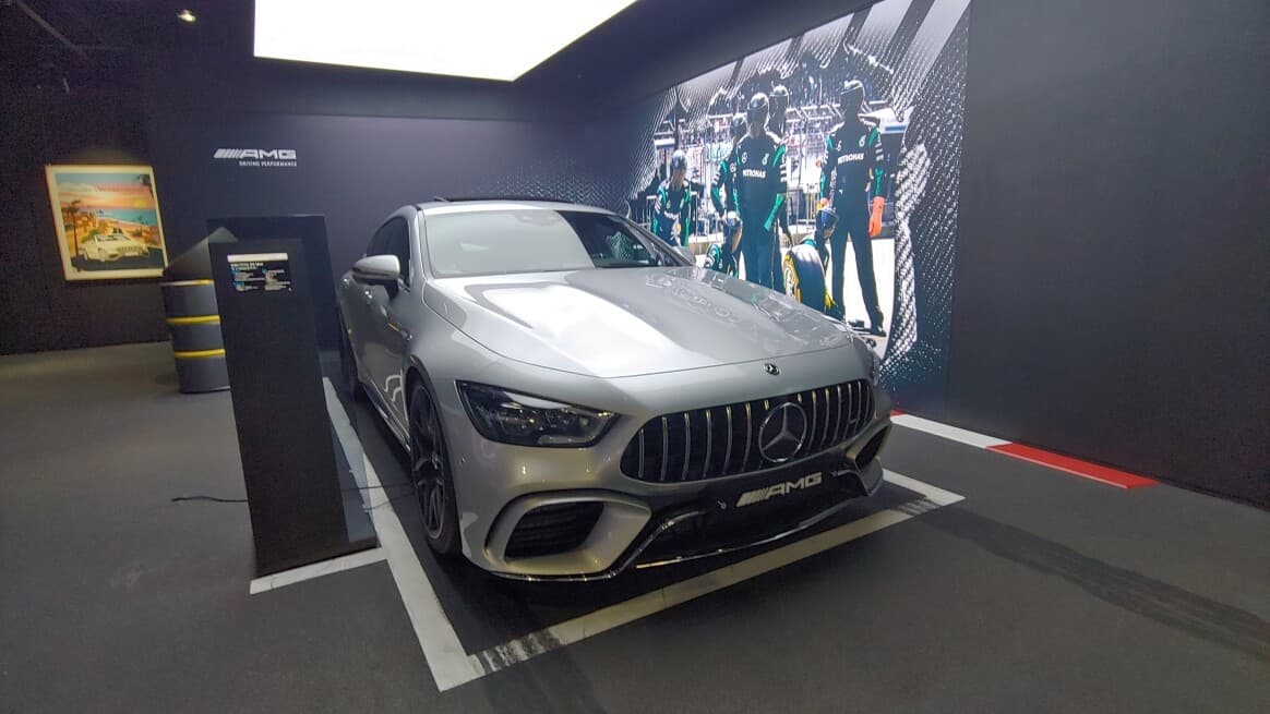 아빠의 현실드림카 AMG GT43 vs 840i 게시글 썸네일