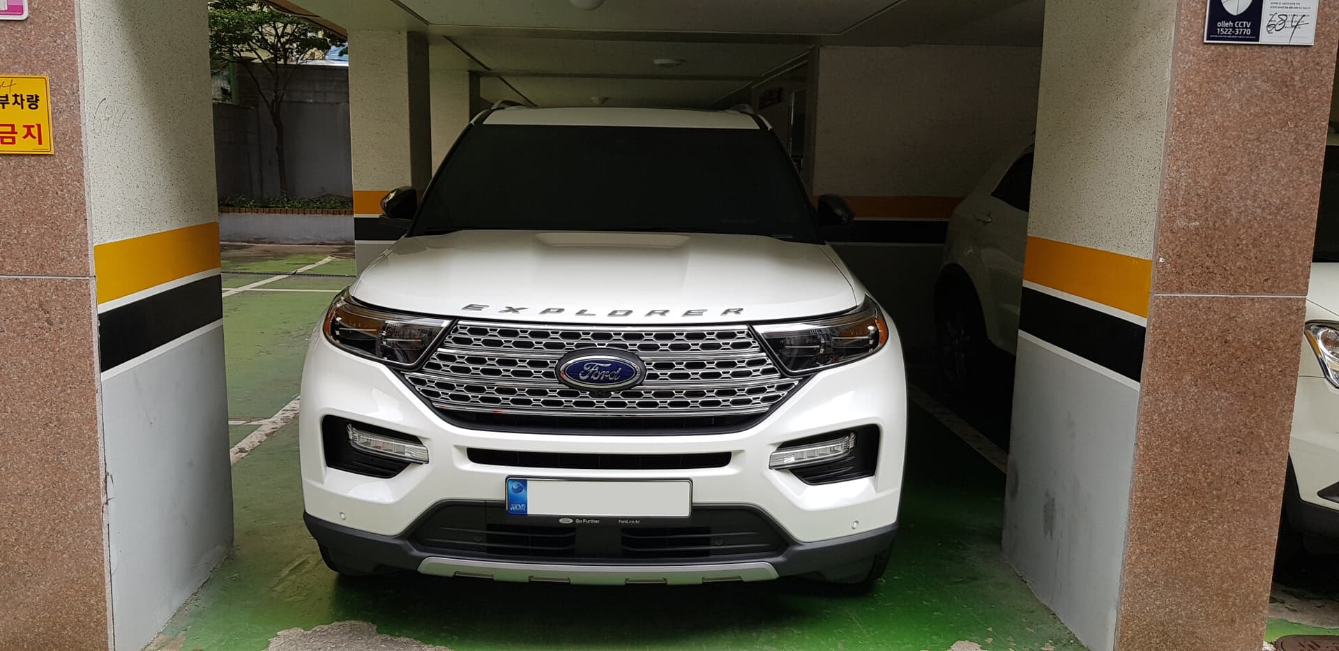 포드 익스플로러 리미티드 게시글 썸네일