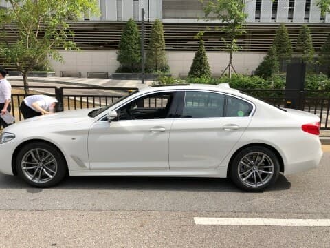 BMW 5시리즈 520i M 스포츠 게시글 썸네일