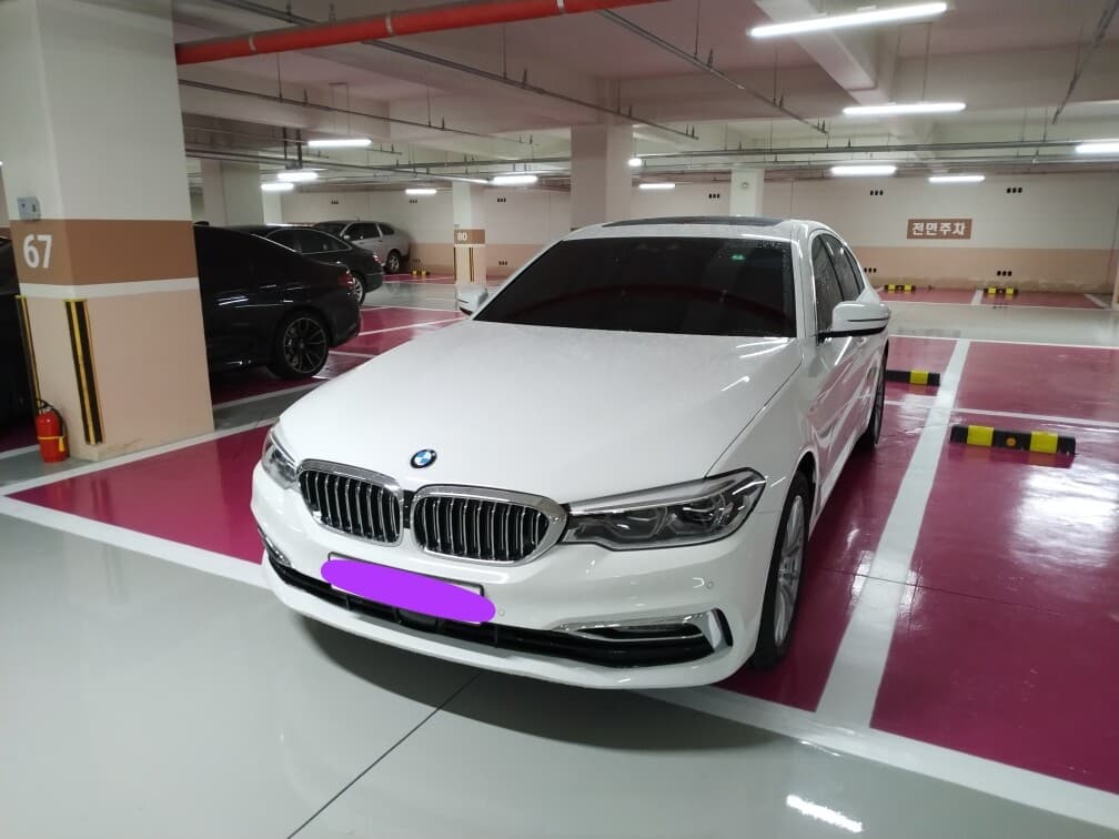 BMW 5시리즈 520i 럭셔리 OE 게시글 썸네일