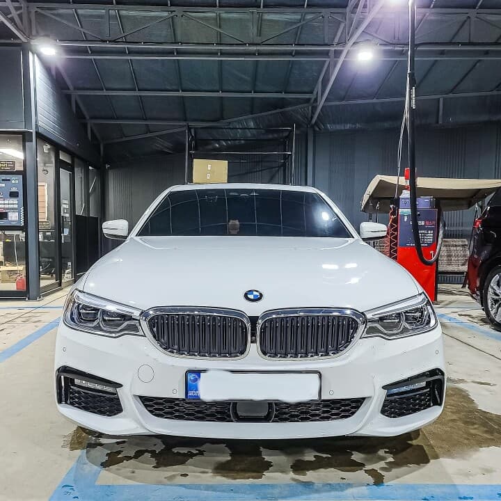 BMW 5시리즈 530i M 스포츠 플러스 OE 게시글 썸네일