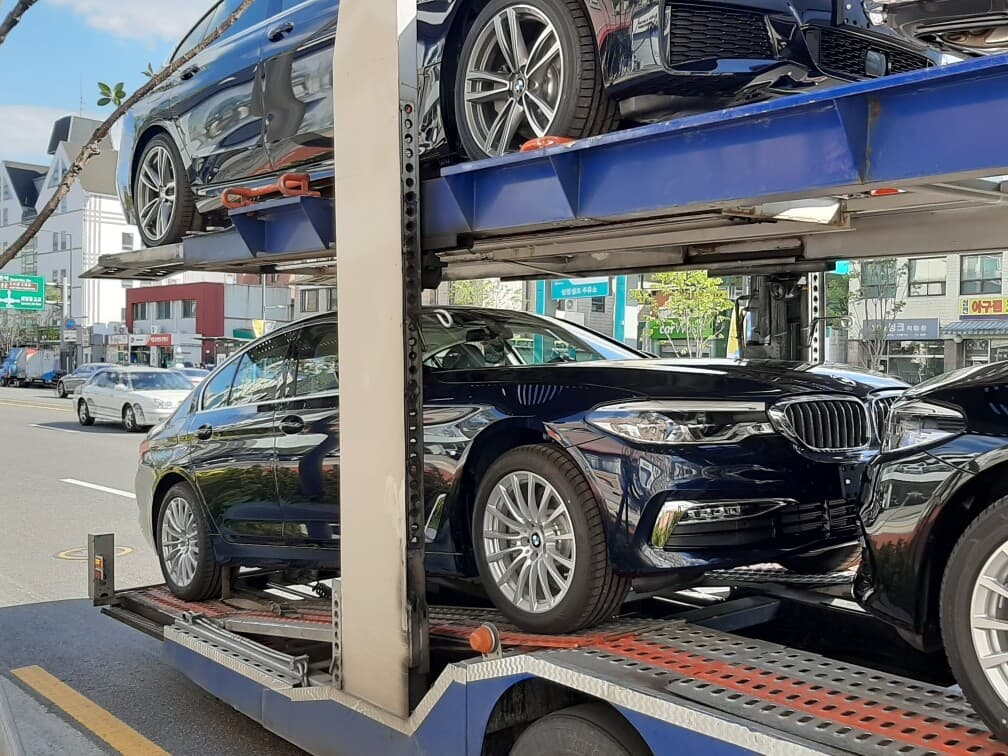 BMW 5시리즈 520i 럭셔리 게시글 썸네일