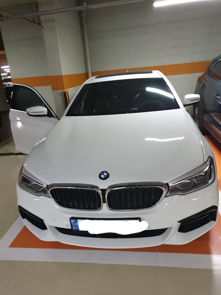 BMW 5시리즈 530i M 스포츠 플러스 OE 게시글 썸네일
