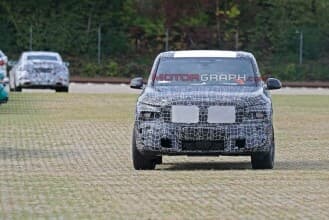 BMW 신상플래그쉽 X8 게시글 썸네일