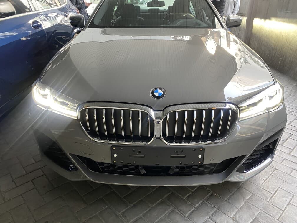 BMW 5시리즈 530i xDrive M 스포츠 패키지 게시글 썸네일