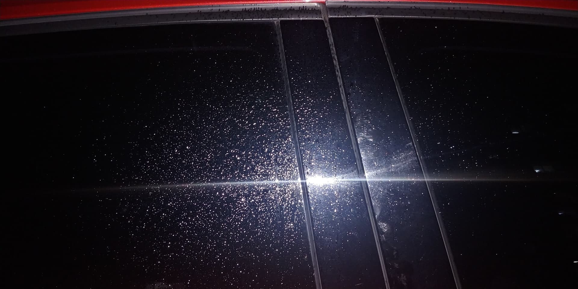 차 유리테러 게시글 썸네일