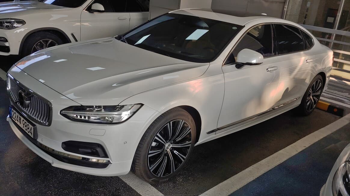볼보 동대문 전시장 & S90 T8 시승기 게시글 썸네일