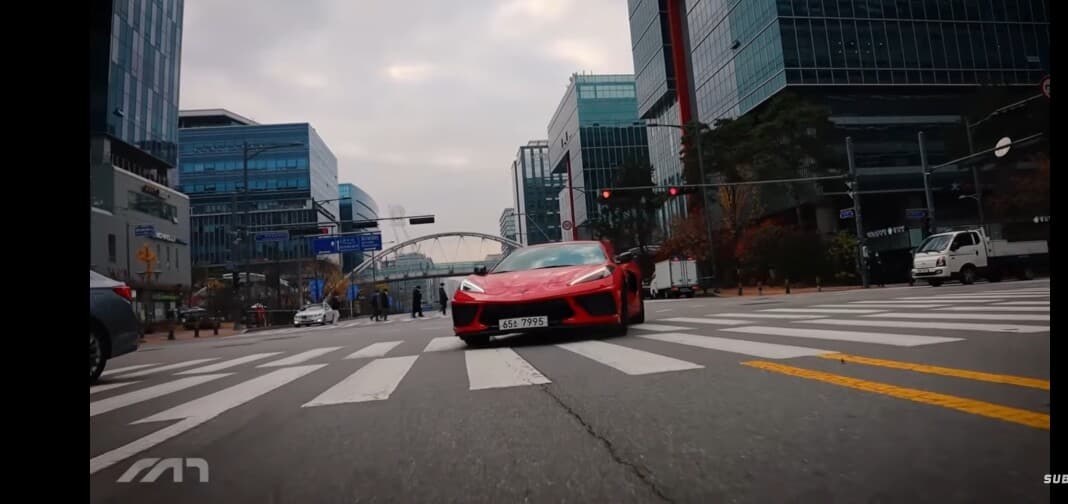 콜벳 C8...와~~ C8ㅋㅋ(리뷰영상) 게시글 썸네일