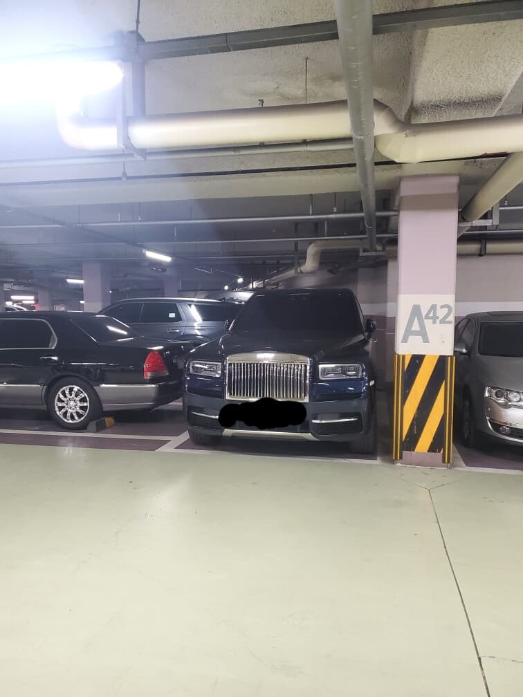 지하주차장인데 방이 있네요 게시글 썸네일