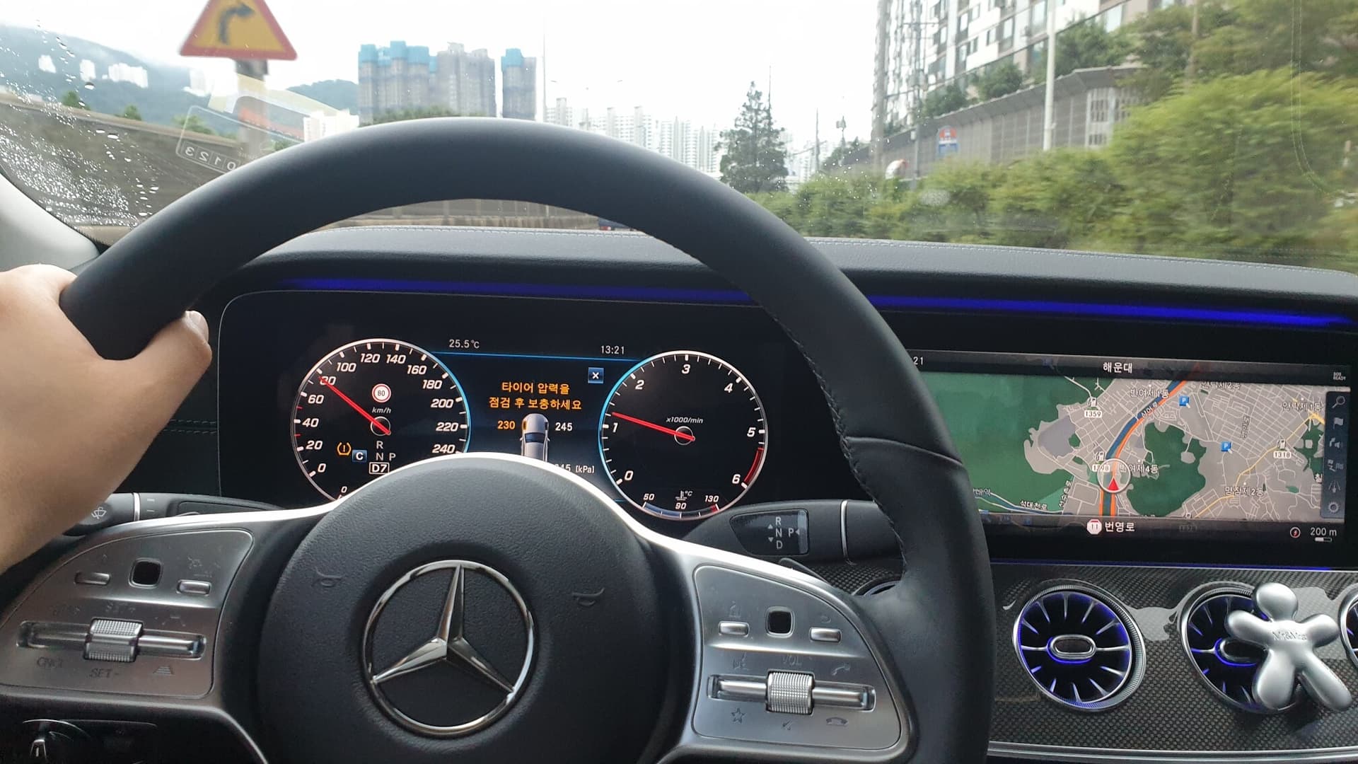 벤츠 CLS-클래스 CLS 400d 4Matic (KR3) 게시글 썸네일