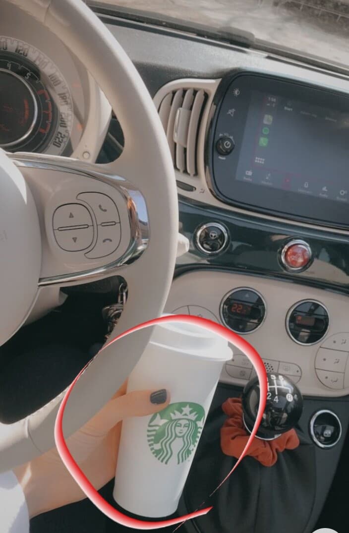 자동차&스타벅스 게시글 썸네일