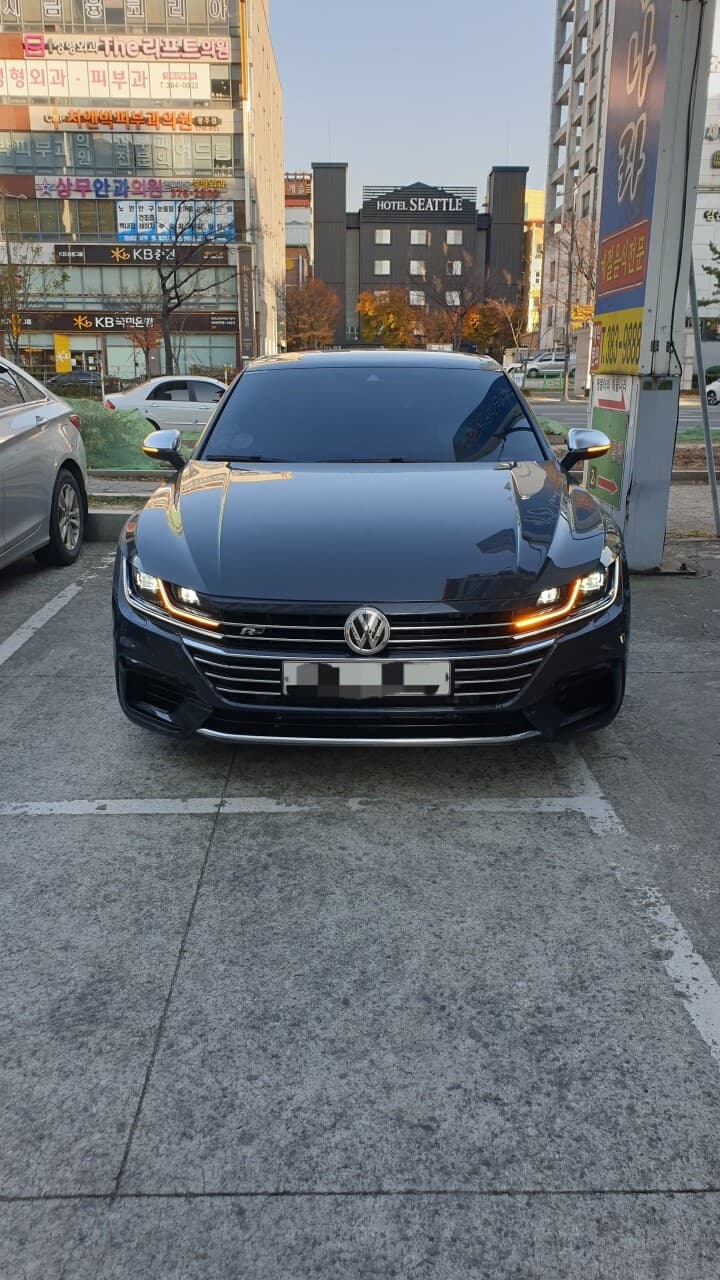 폭스바겐 아테온 2.0 TDI 엘레강스 프리미엄 게시글 썸네일