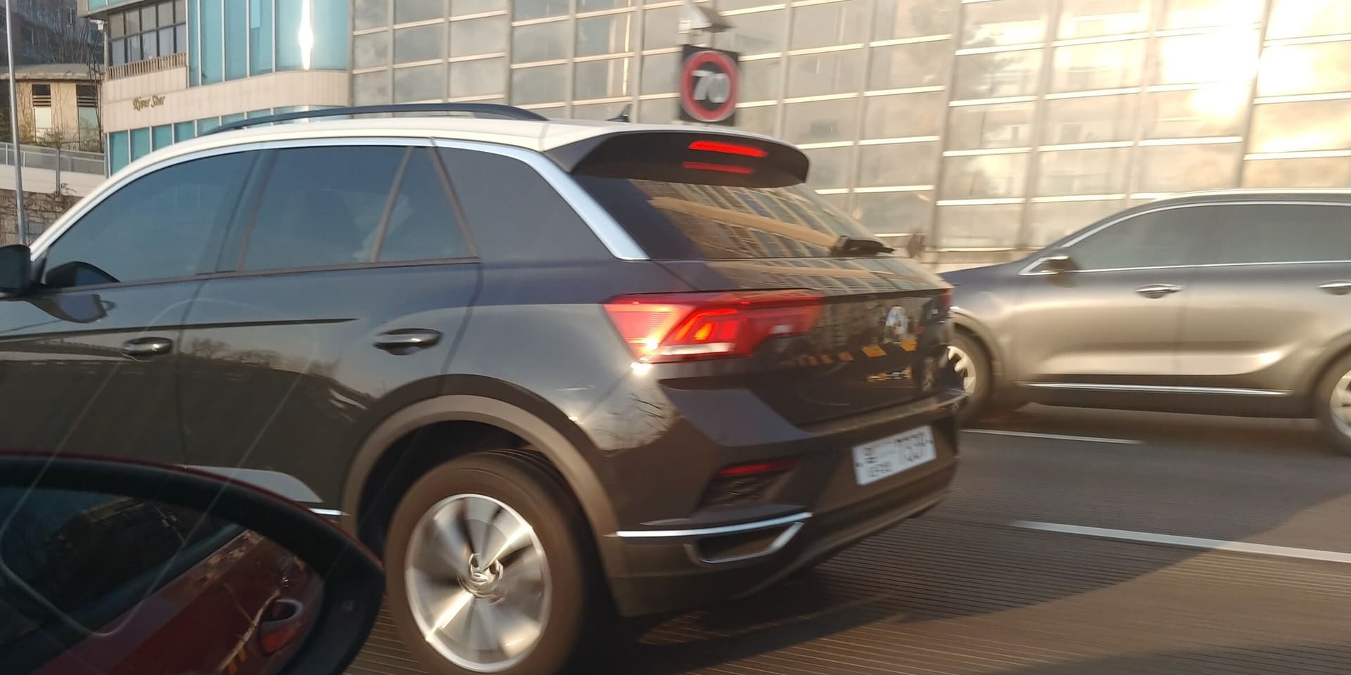 폭스바겐 T-ROC 테스트카 게시글 썸네일