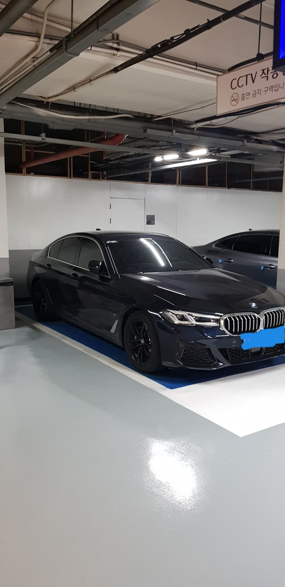 BMW 5시리즈 520i M 스포츠 패키지 게시글 썸네일