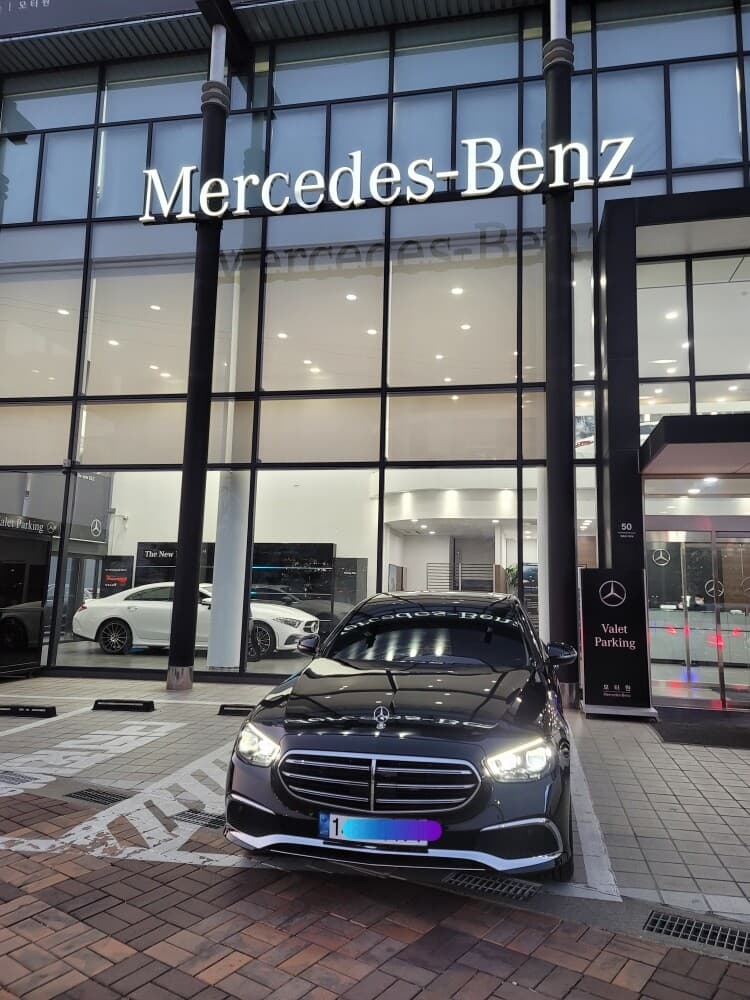 벤츠 E-클래스 E 250 익스클루시브 게시글 썸네일