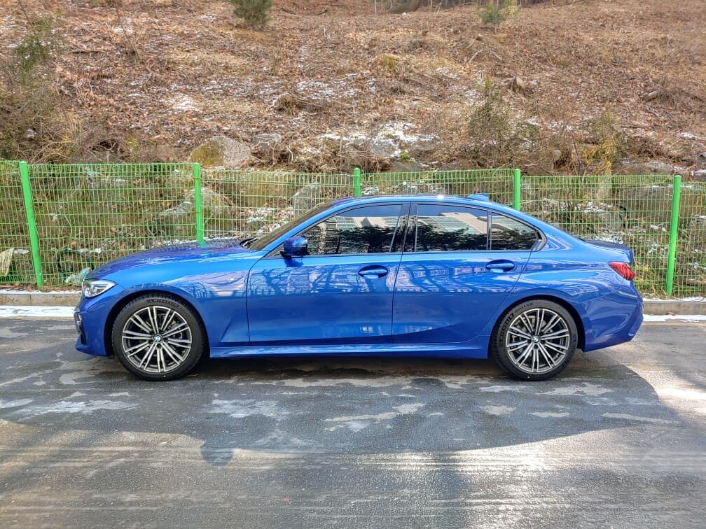 BMW 3시리즈 320i M 스포츠 스마트프리 패키지 게시글 썸네일