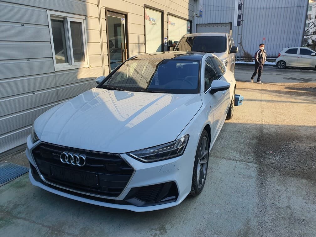 아우디 A7 55 TFSI 콰트로 프리미엄 게시글 썸네일