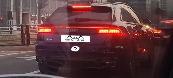 아우디 SQ8 실물 게시글 썸네일