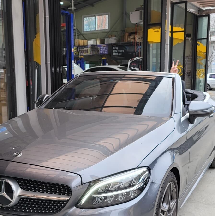 벤츠 C-클래스 C 200 카브리올레 게시글 썸네일