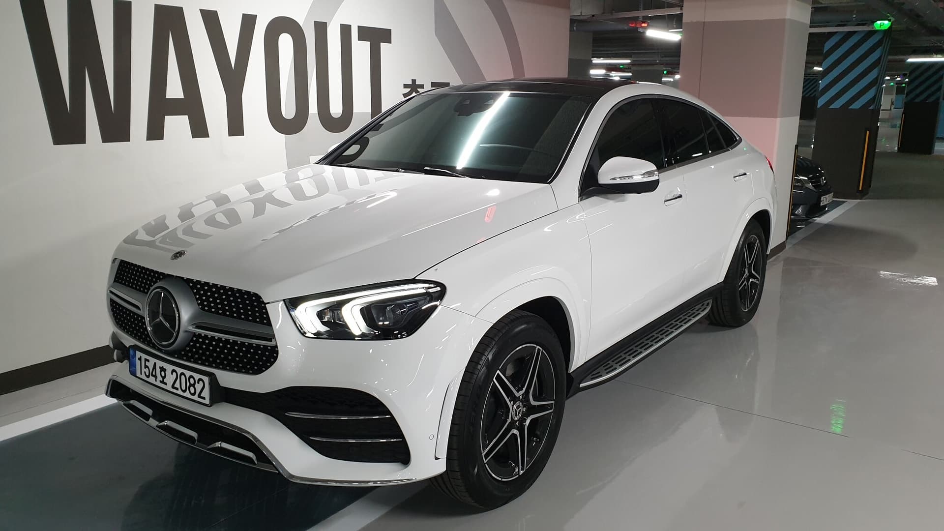 벤츠 GLE-클래스 GLE 400d 4MATIC 쿠페 게시글 썸네일