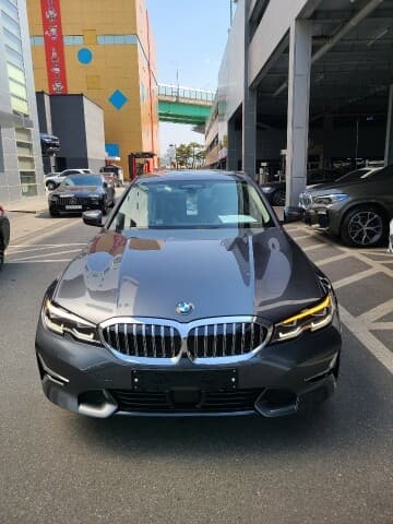 BMW 3시리즈 320i 럭셔리 스마트프리 패키지 게시글 썸네일