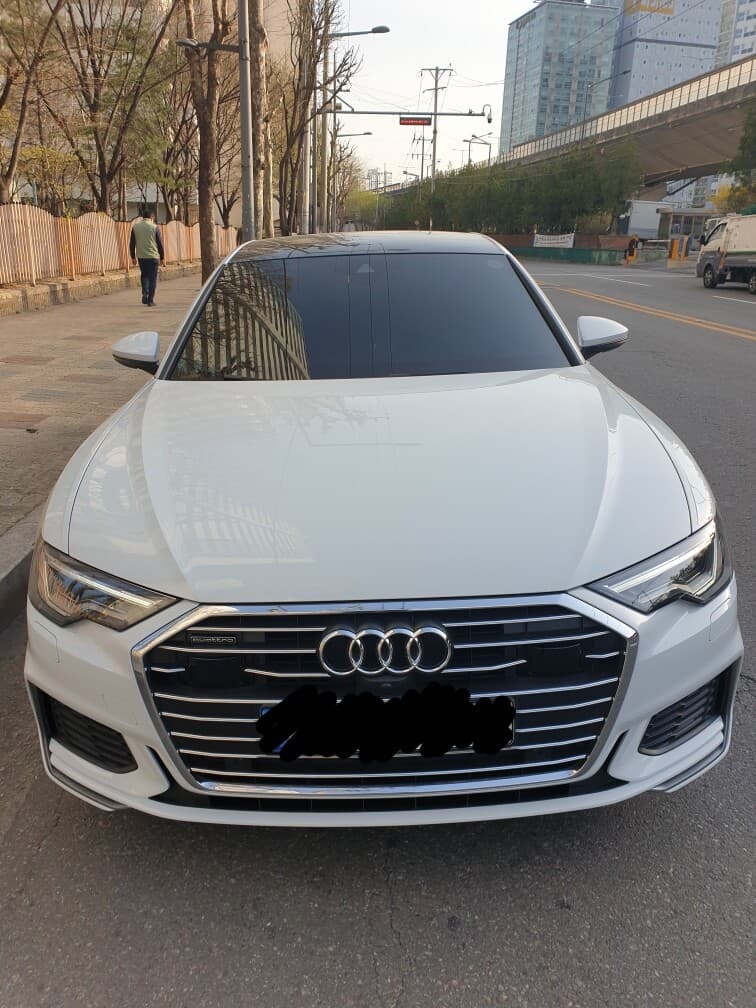 아우디 A6 45 TFSI 콰트로 프리미엄 게시글 썸네일