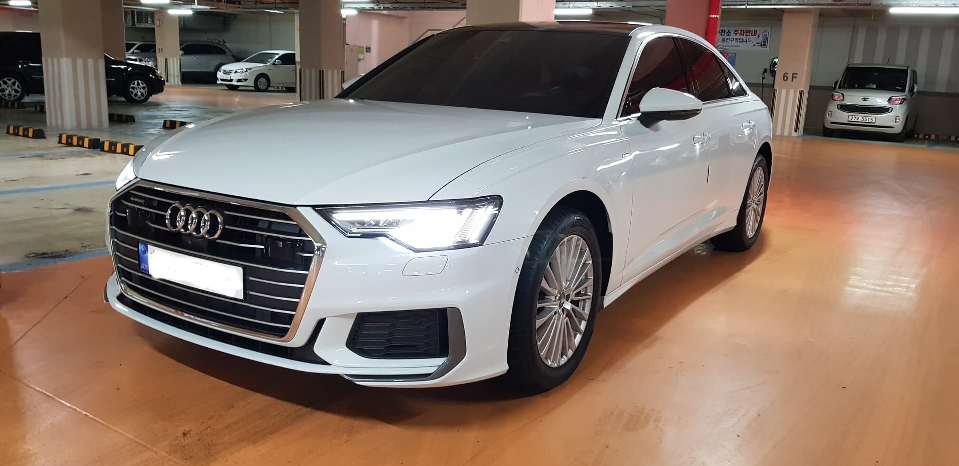 아우디 A6 40 TDI 콰트로 프리미엄 게시글 썸네일