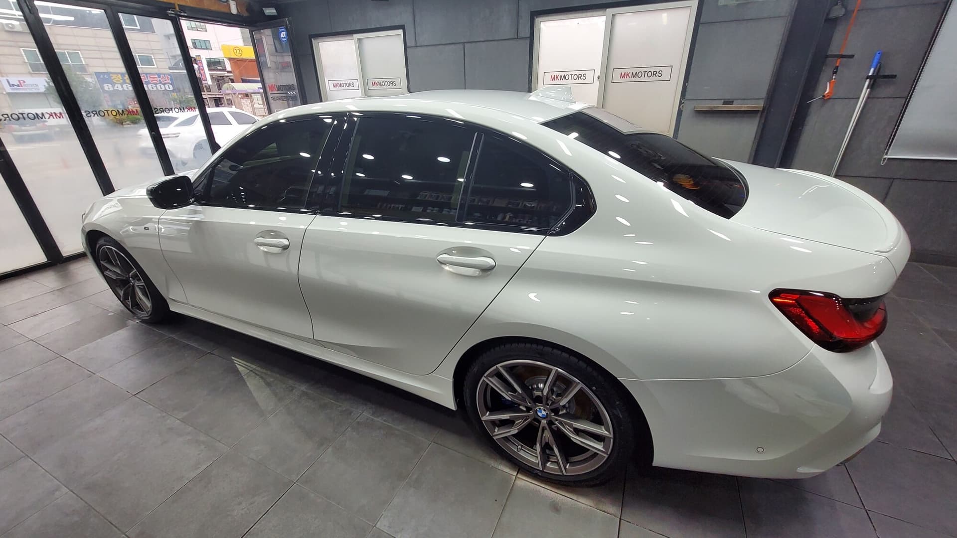 BMW 3시리즈 M340i 게시글 썸네일