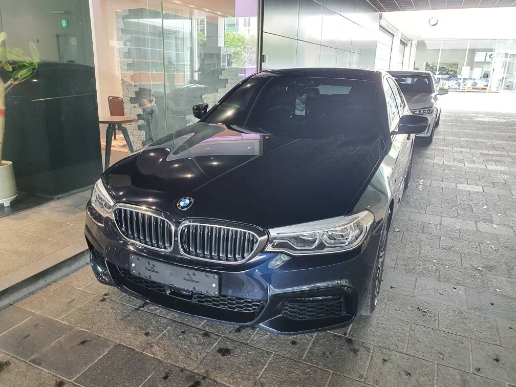 BMW 5시리즈 520d xDrive M 스포츠 플러스 OE 게시글 썸네일
