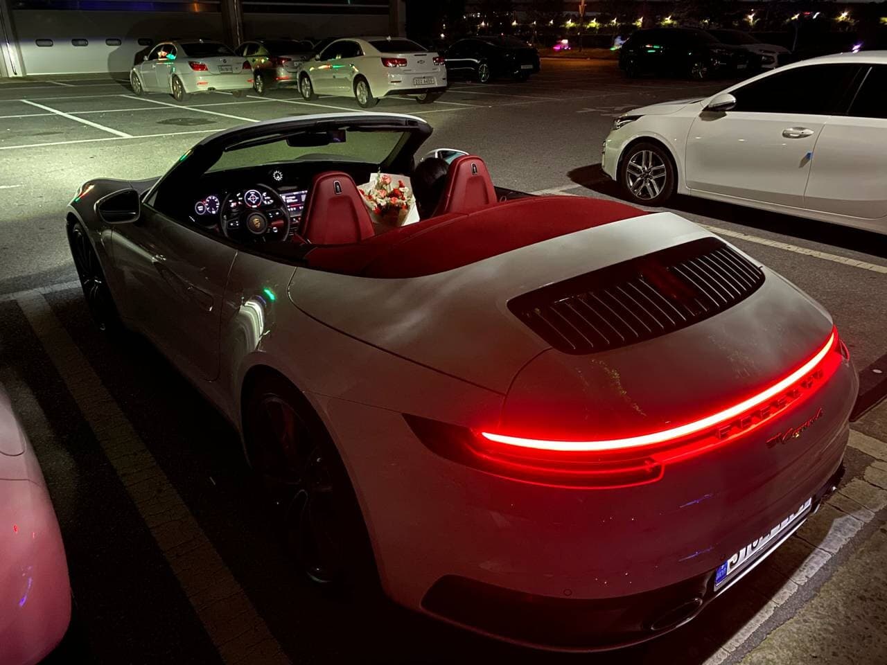 포르쉐 911 카레라 4 카브리올레 게시글 썸네일