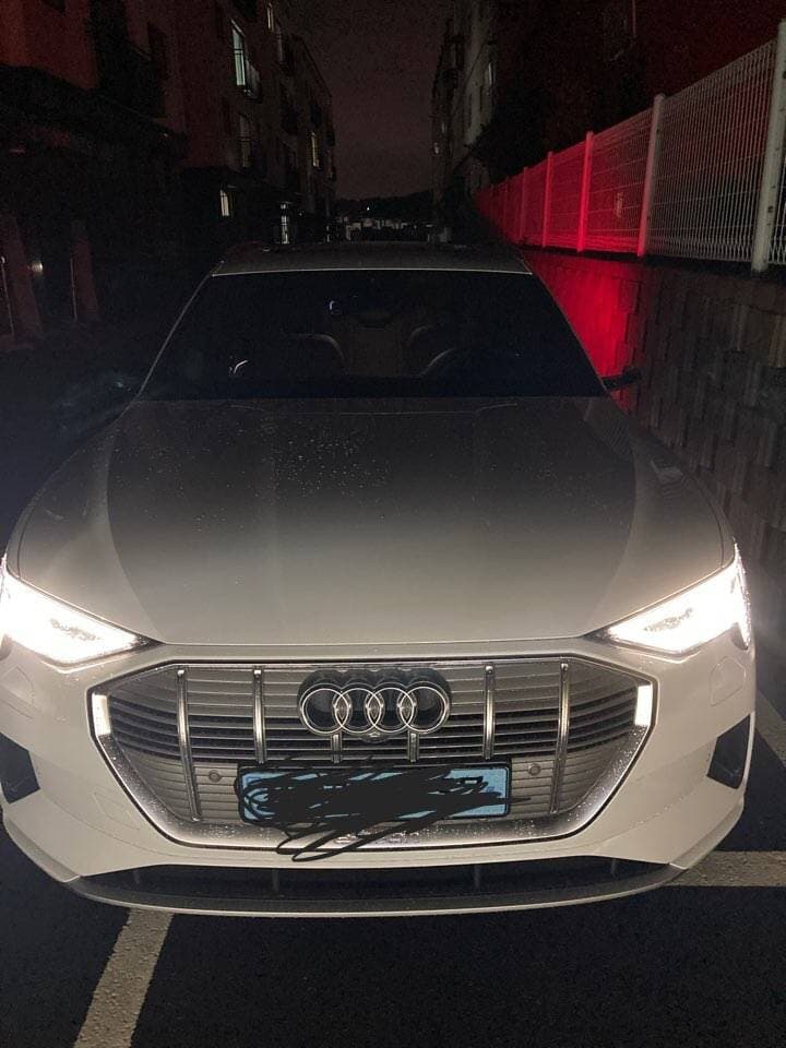 아우디 e-트론 55 콰트로 게시글 썸네일