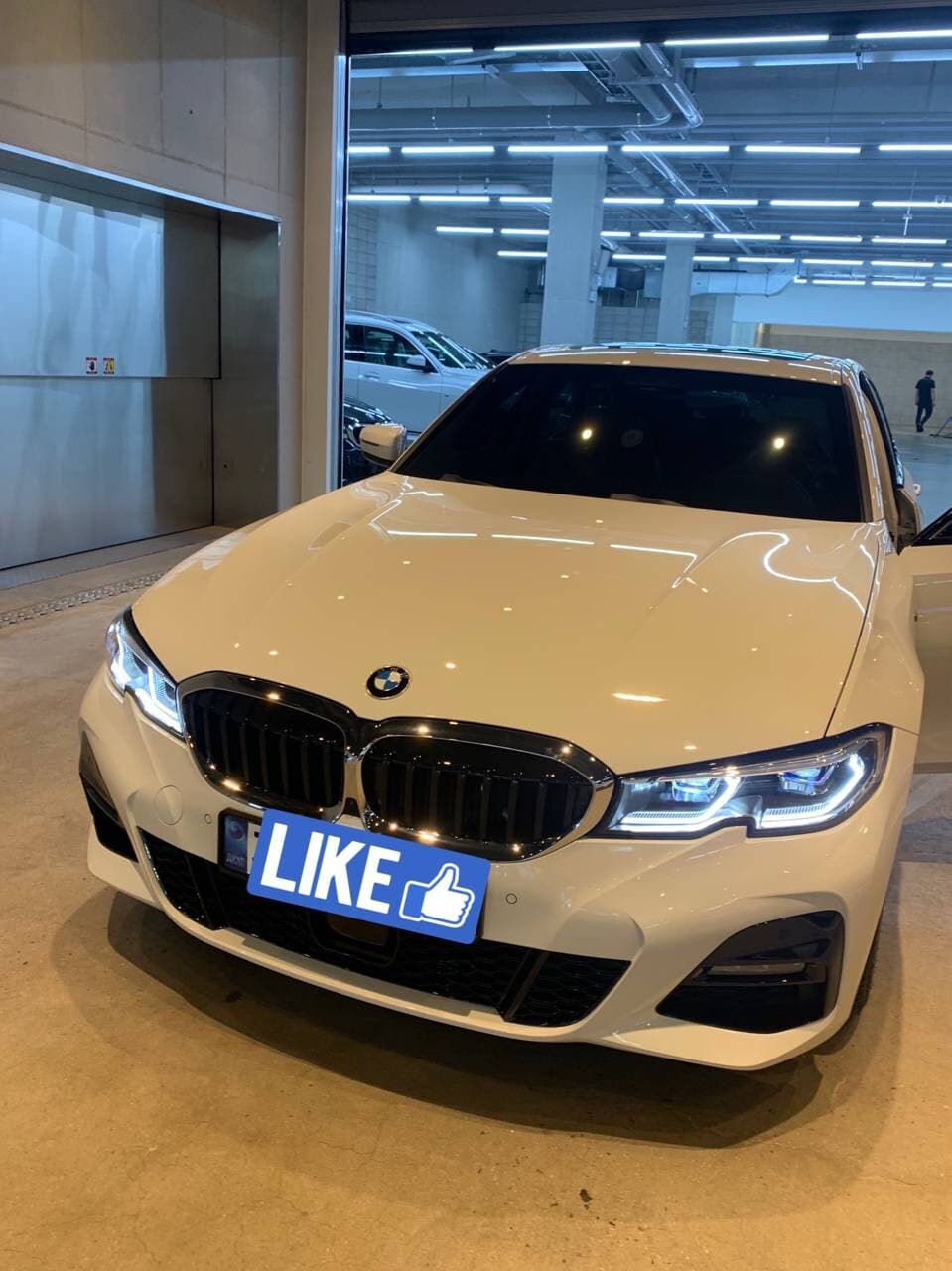 BMW 3시리즈 320i M 스포츠 게시글 썸네일