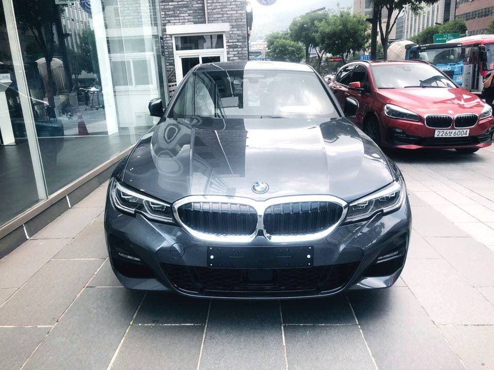 BMW 3시리즈 320d M 스포츠 패키지 게시글 썸네일