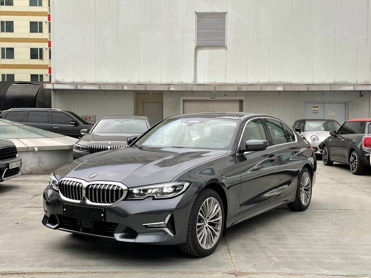 BMW 3시리즈 320i 럭셔리 게시글 썸네일
