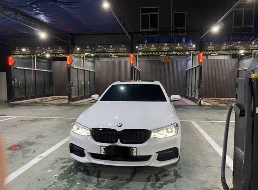 BMW 5시리즈 530i M 스포츠 플러스 OE 게시글 썸네일