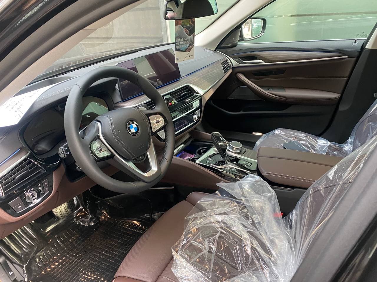 BMW 5시리즈 530e 럭셔리 게시글 썸네일