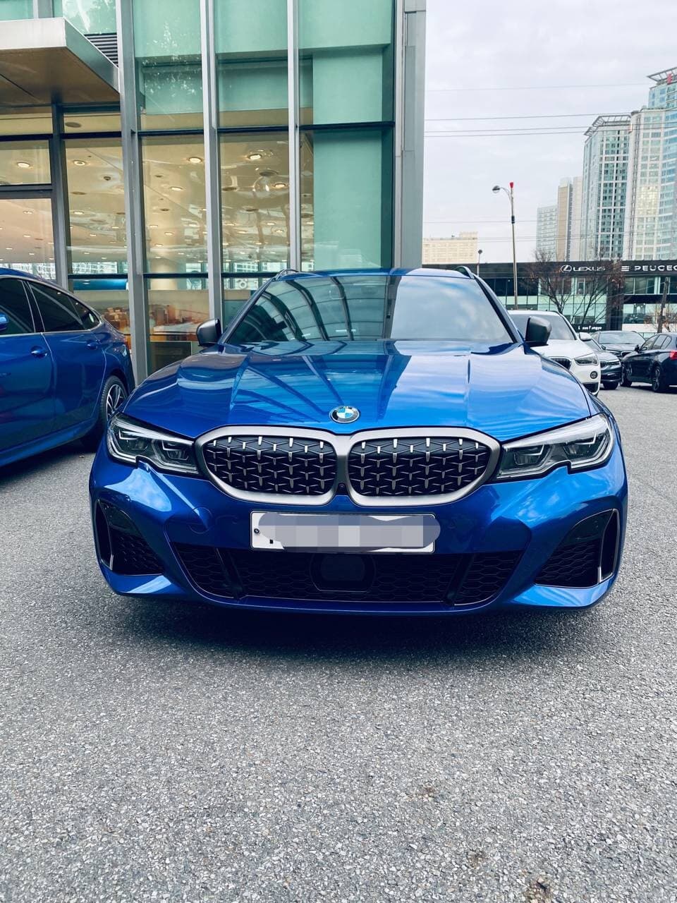BMW 3시리즈 투어링 M340i 투어링 xDrive 게시글 썸네일