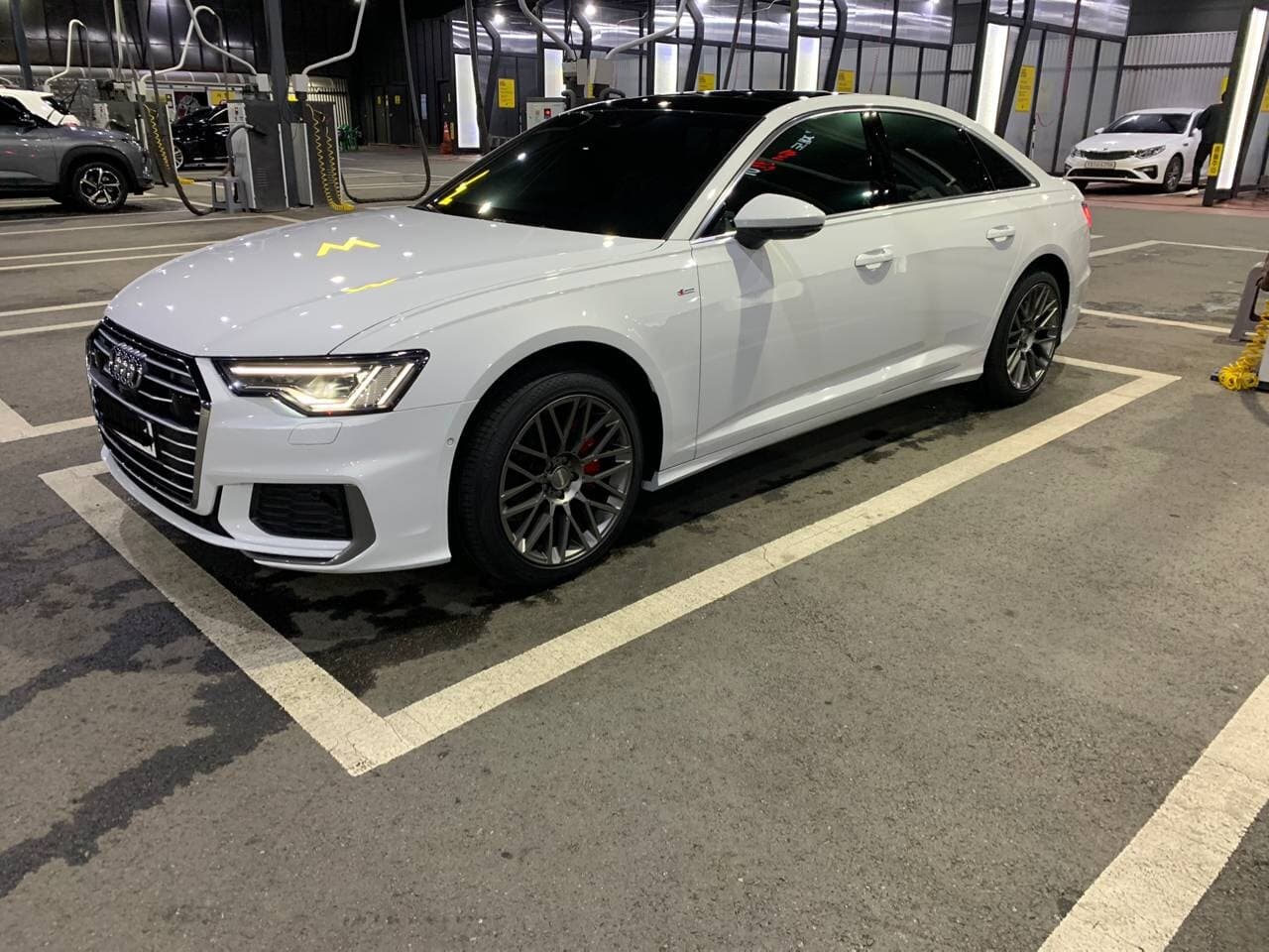 아우디 A6 45 TFSI 콰트로 게시글 썸네일