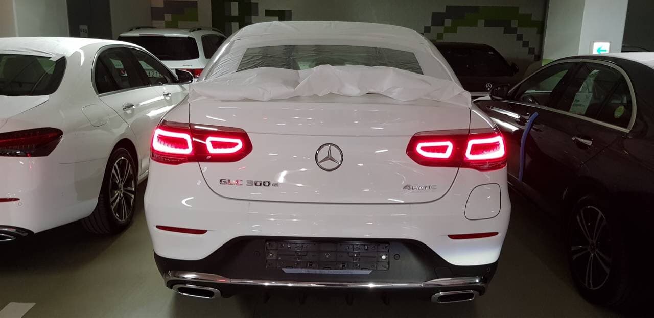 벤츠 GLC-클래스 GLC 300e 4MATIC 쿠페 게시글 썸네일