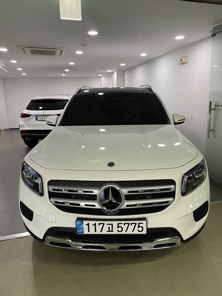 벤츠 GLB-클래스 GLB 220 게시글 썸네일