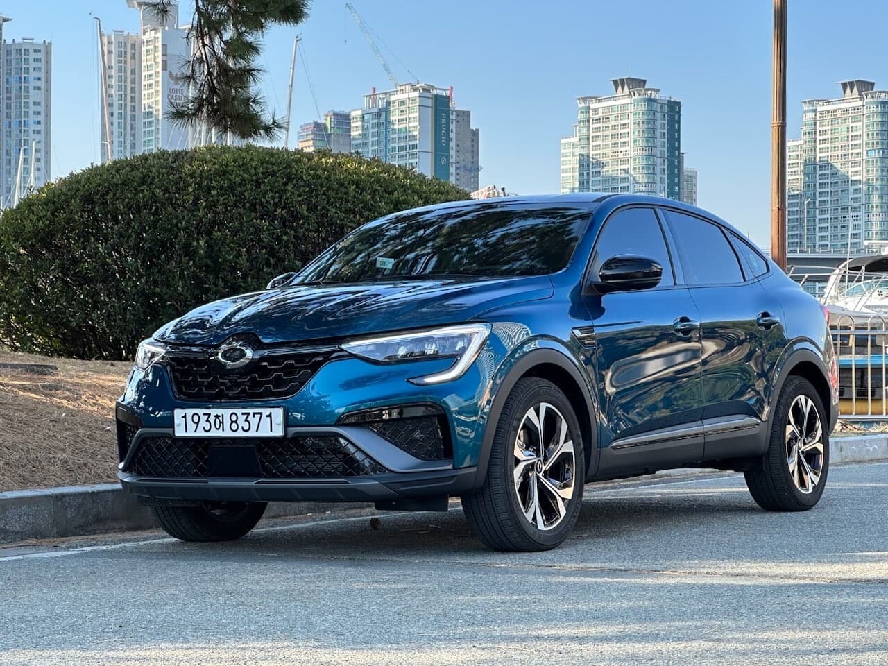 XM3 하이브리드 시승하고 있습니다! 무엇이든 물어보세요 게시글 썸네일