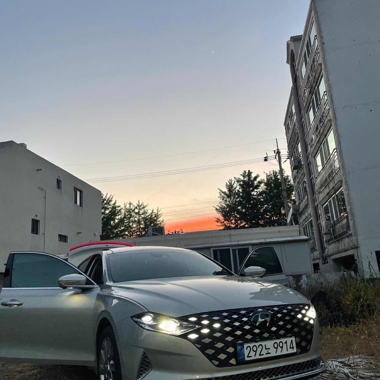 현대 그랜저 하이브리드 캘리그래피 게시글 썸네일