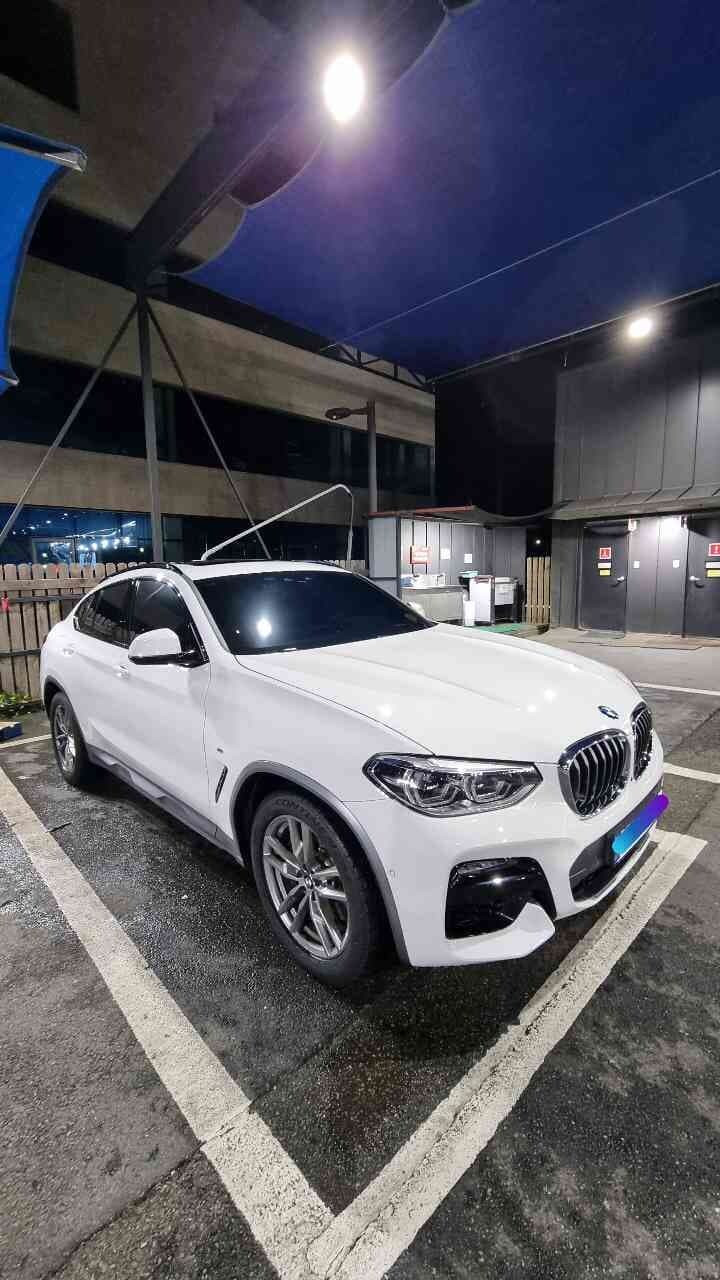 BMW X4 20i xDrive M 스포츠 X 파이널 에디션 게시글 썸네일