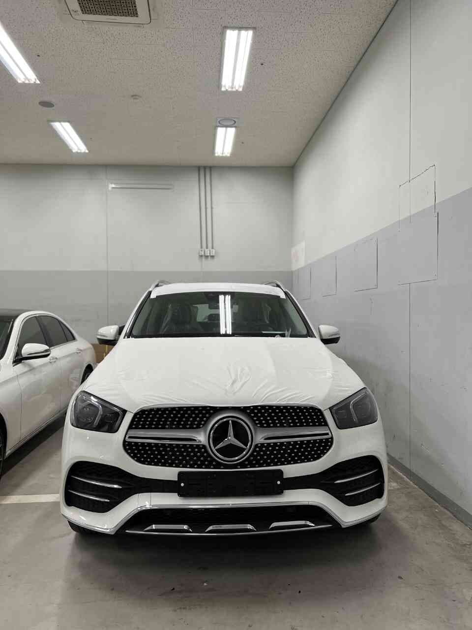 벤츠 GLE-클래스 GLE 450 4MATIC 게시글 썸네일