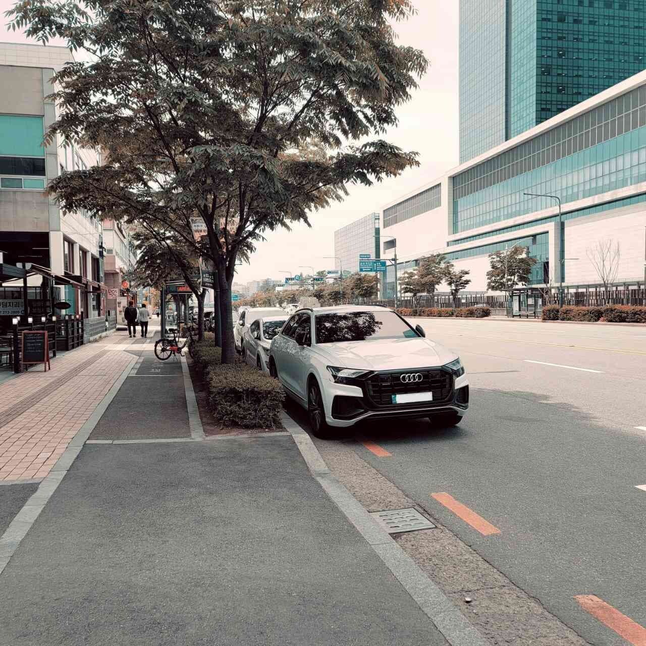 아우디 Q8 55 TFSI 콰트로 프리미엄 게시글 썸네일