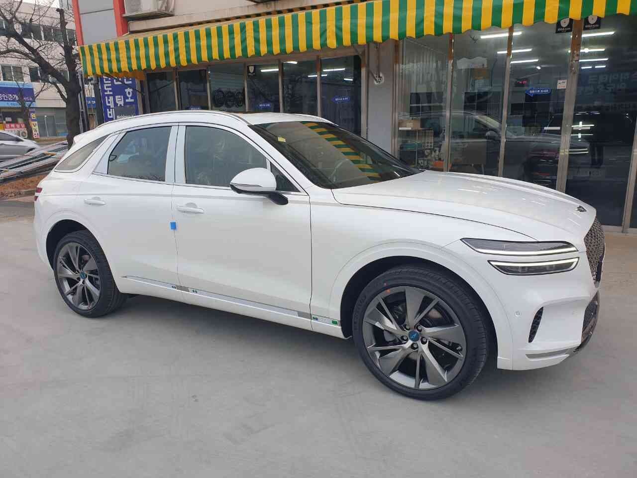 제네시스 GV70 가솔린 2.5 터보 AWD 파퓰러I 패키지 게시글 썸네일